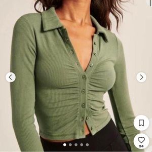 Abercrombie ruched collared shirt!